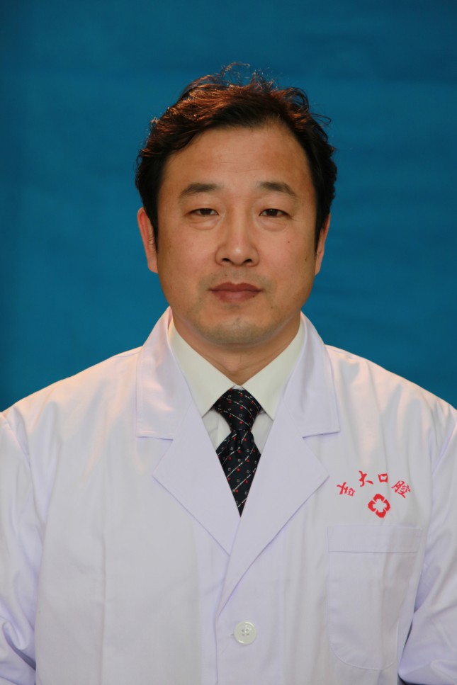 病理科张泽兵